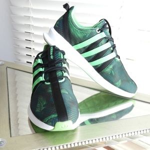 Adidas Loop Razor Running shoe, size 8.5